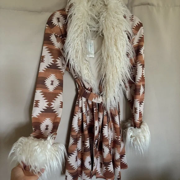 Southern Grace Brown and Cream Long Sleeve Dress with Faux Fur - Picture 5 of 5